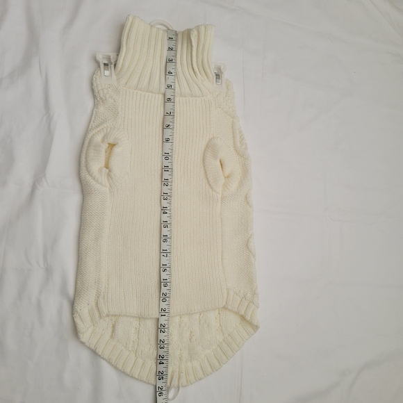 🦮NWT TOP PAW Trendy Turtleneck. Size XLarge. Color Creme - Picture 12 of 13
